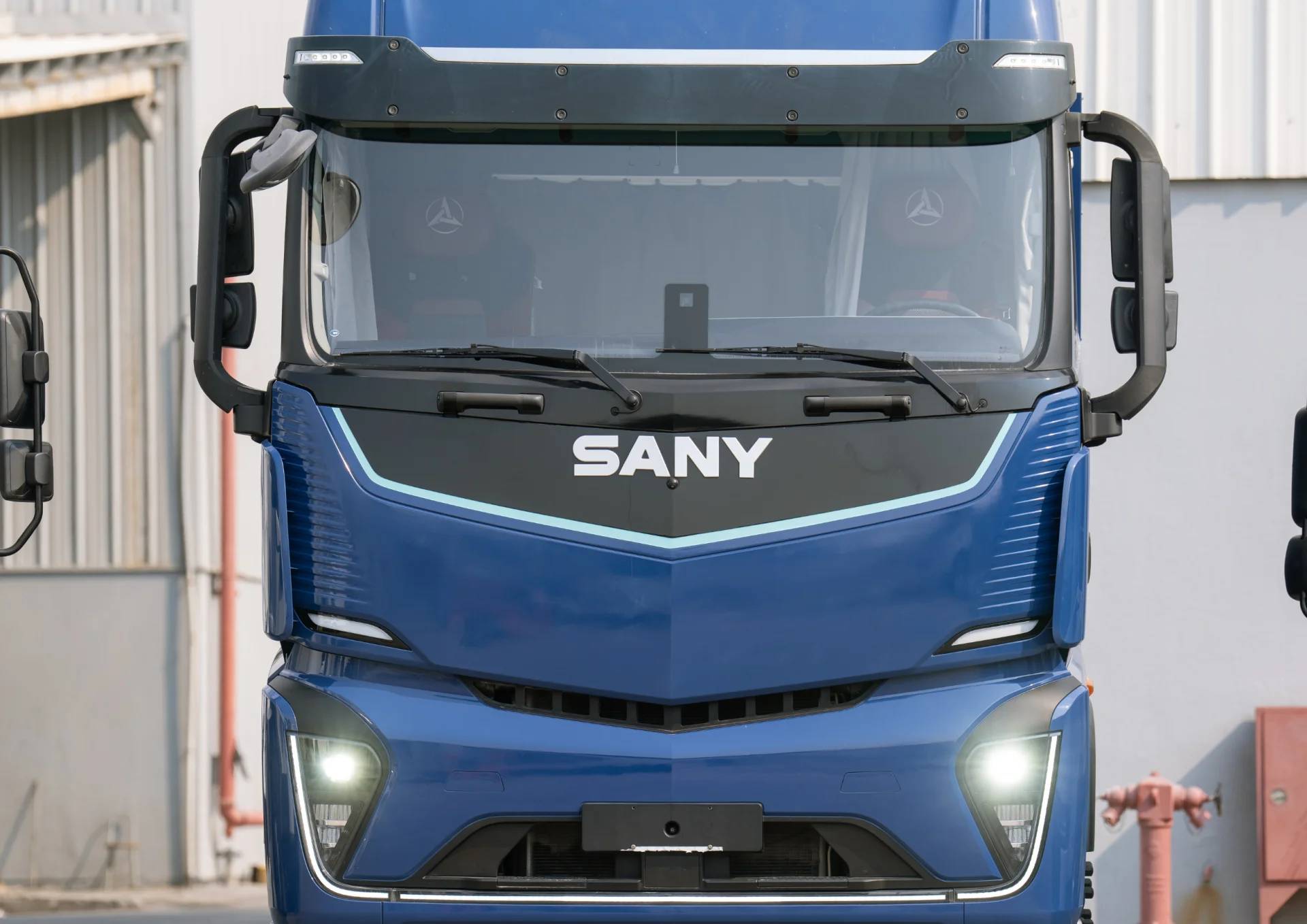 Power equivalent to 640 HP